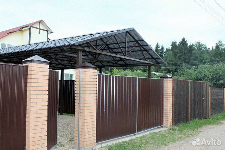 Навес из поликарбоната