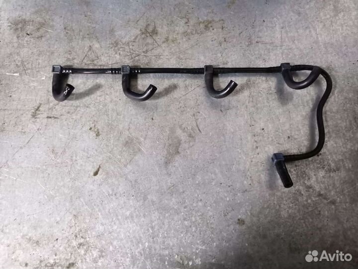 Трубка топливная обратка Renault Megane3 Scenic3