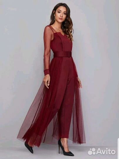 Комбинезон c юбкой новый (S/М)