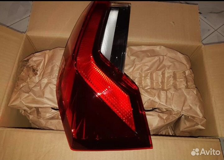 Фонарь задний skoda rapid 20- LH