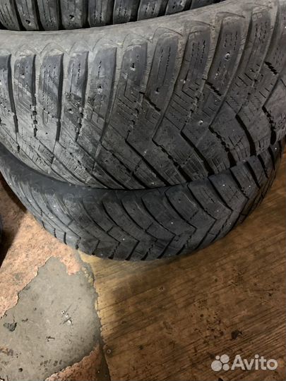 Goodyear Aquatred 265/60 R18