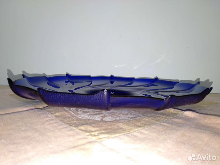 Ваза для фруктов синее стекло