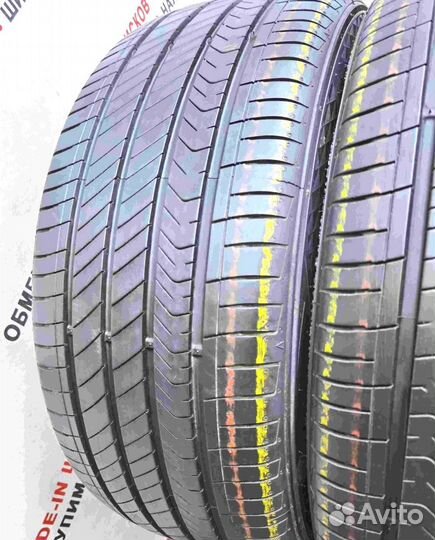 Kumho Majesty 9 Solus TA91 235/45 R18 98N