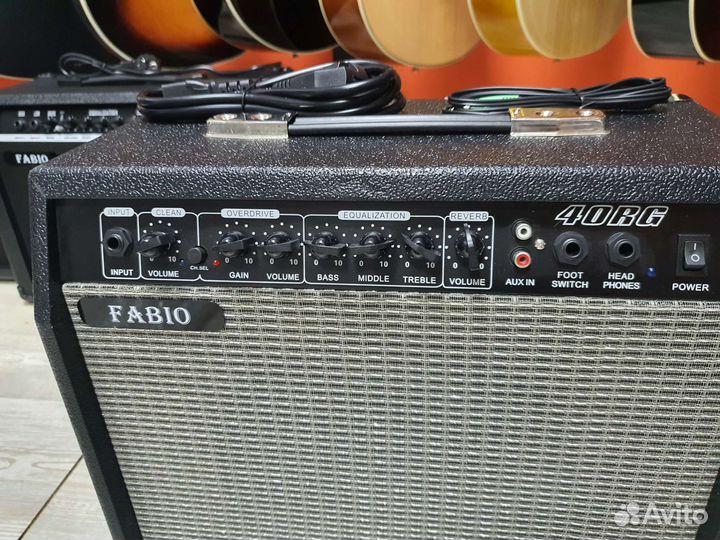 Комбоусилитель 45вт