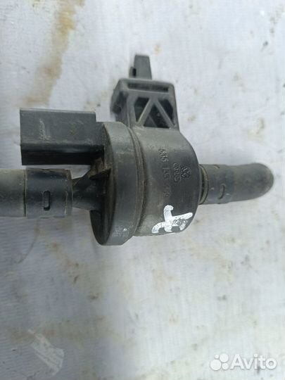 Клапан вентиляции топливного бака Volkswagen Jetta