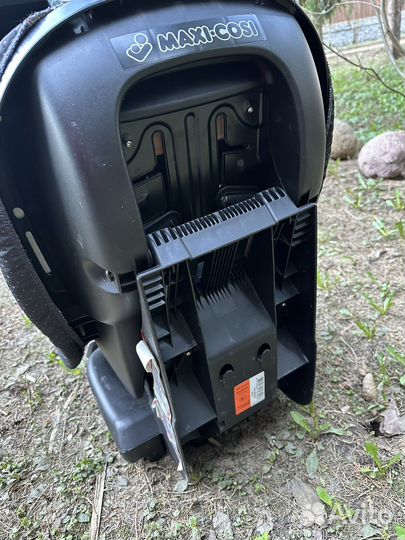 Автомобильное кресло maxi cosi priori