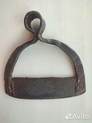 Старинная кованая мотыга