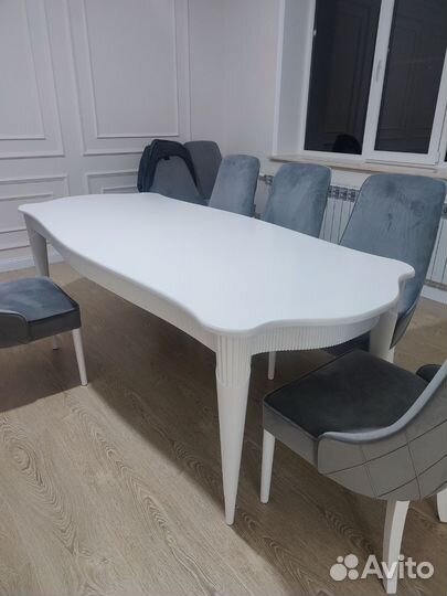 Кухонный стол