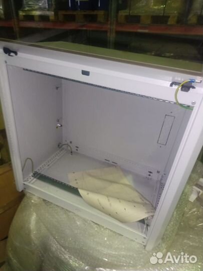 Шкаф телекоммуникационный настенный 19