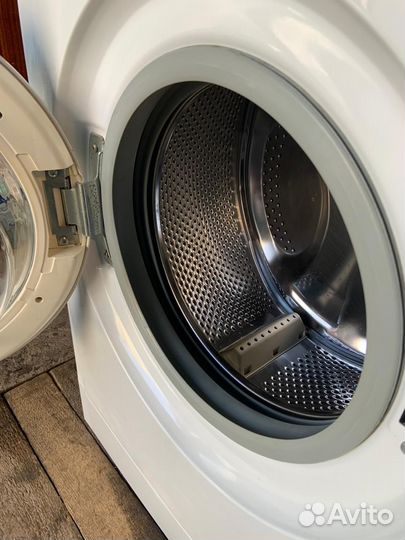 Стиральная машина indesit 5кг