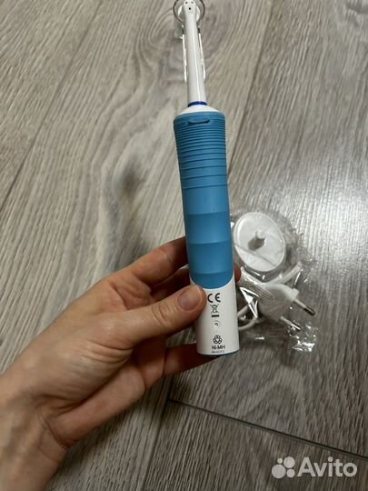 Электрическая зубная щетка oral b braun