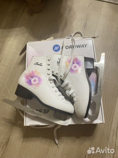 Коньки фигурные