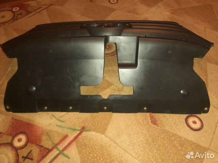 Решетка радиатора Лада Веста бу