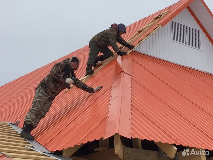 Бригада строителей