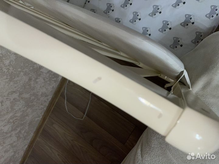 Детская кроватка 120х60 с маятником