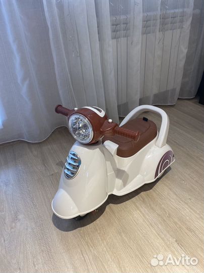 Каталка толокар мопед