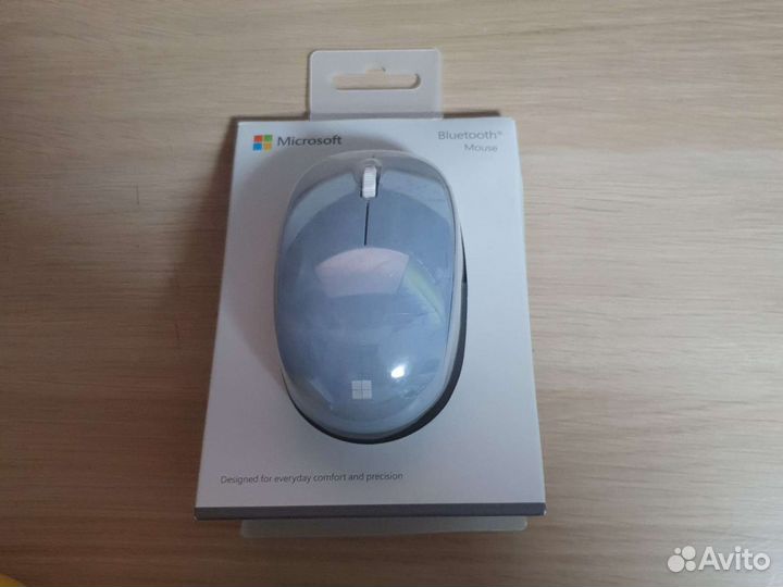 Беспроводная мышь bluetooth Microsoft RJN-00022