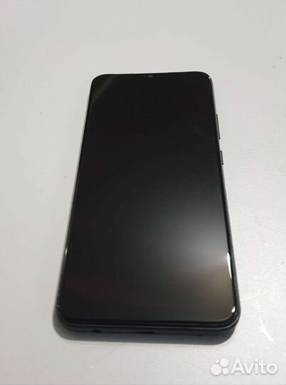 Телефон realme c21y
