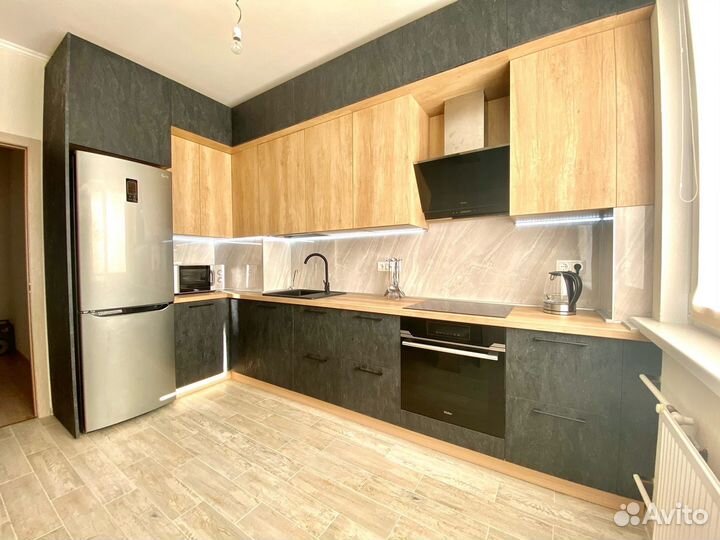 П образная кухня на заказ. Фабрика