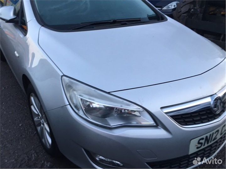 Разбор на запчасти Opel Astra J