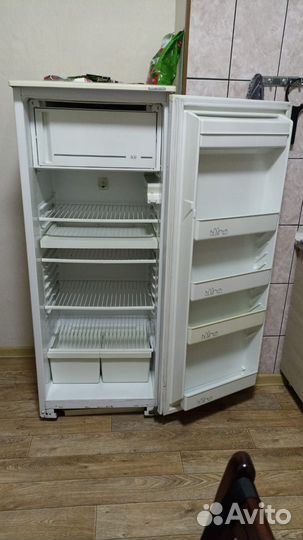 Холодильник атлант бу