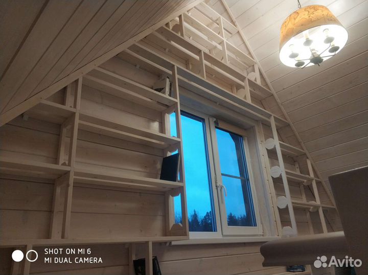 Полки книжные деревянные