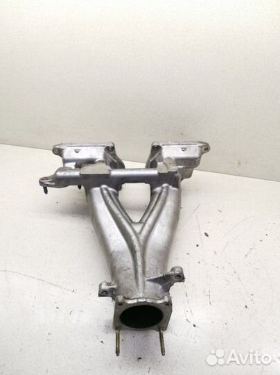 Коллектор впускной Toyota Brevis JCG10 1jzfse