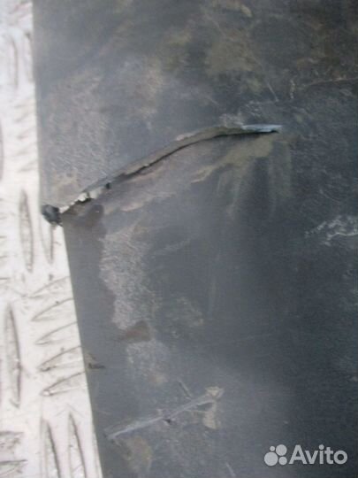 Подножка нижняя левая камаз 20529638