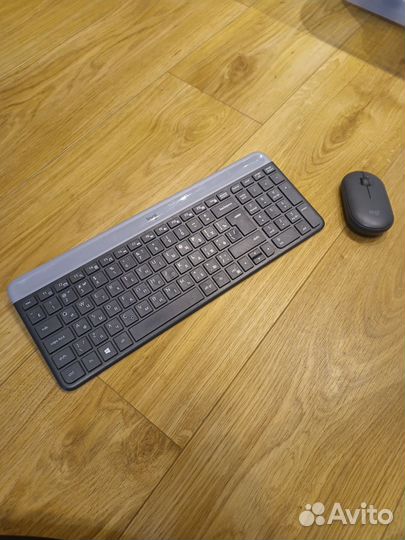 Беспроводная мышь и клавиатура Logitech