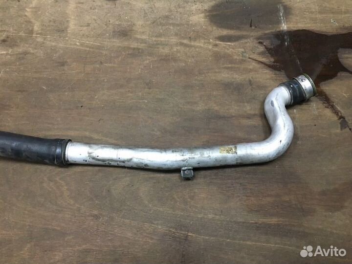 Патрубок интеркулера Volkswagen Phaeton