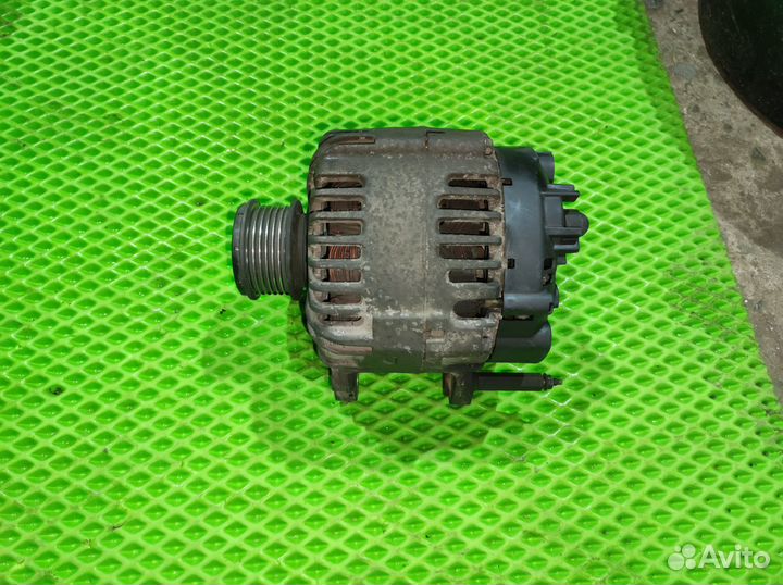 Генератор VAG passat B6 BVY