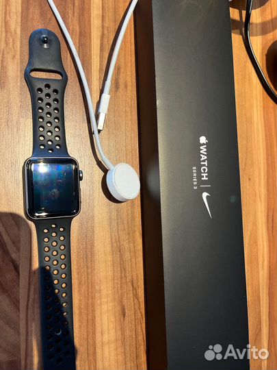 Часы apple watch 3 42mm nike