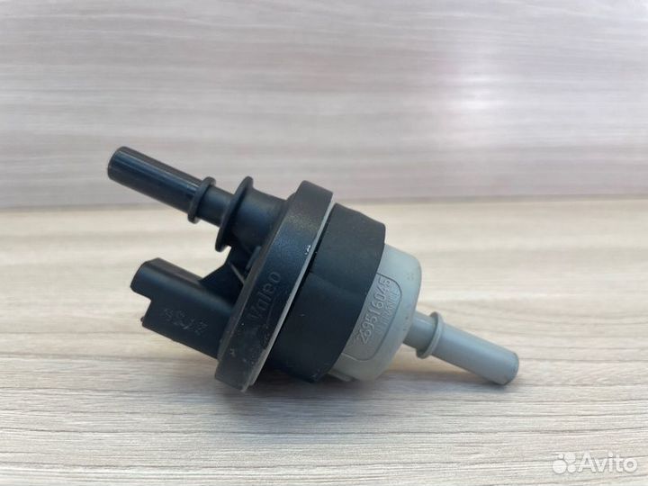 Клапан электромагнитный Renault Logan