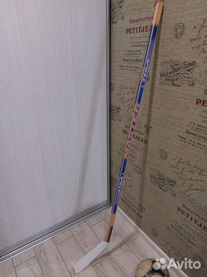 Клюшка хоккейная