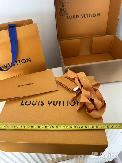 Коробка louis vuitton с пакетом и ленточкой