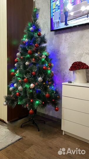 Елка искусственная