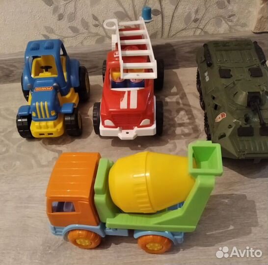 Набор детских машинок
