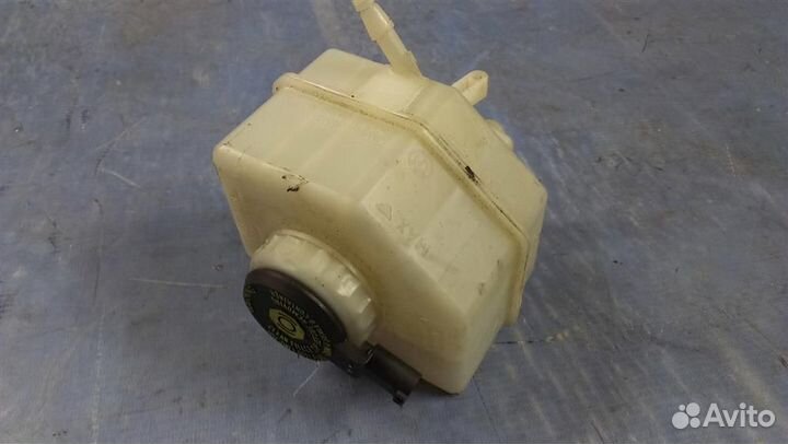 Бачок главного тормозного цилиндра BMW X3 E83