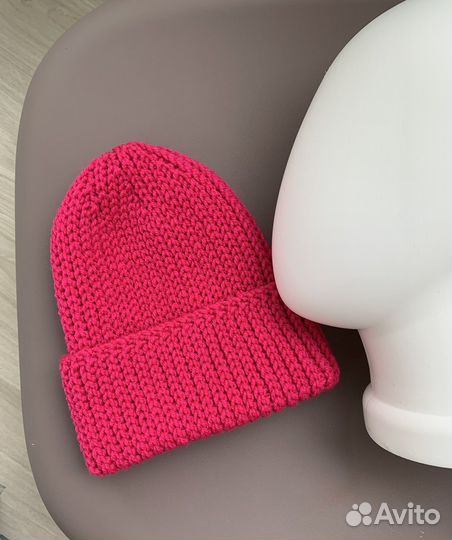 Вязаная шапка Ручная работа