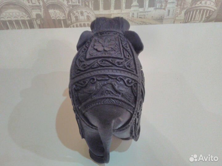 Слон. Смола. Индия