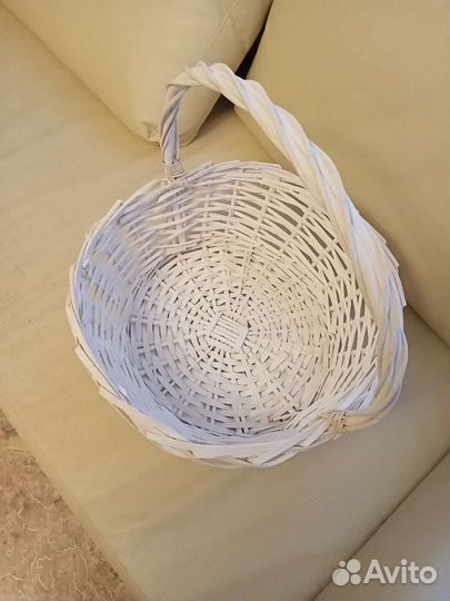 Корзина плетеная