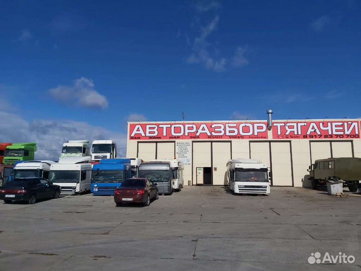 Крышка акб на DAF 105