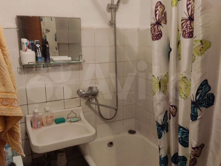 Комната 19 м² в 3-к., 2/5 эт.