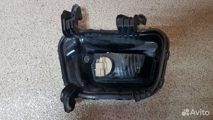 Левая противотуманная фара kia rio 3 QB