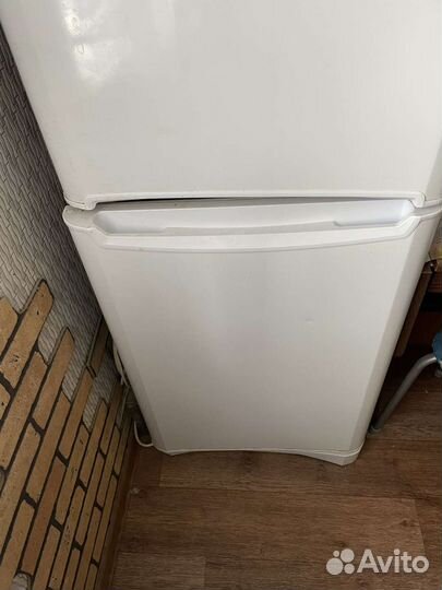 Холодильник атлант бу