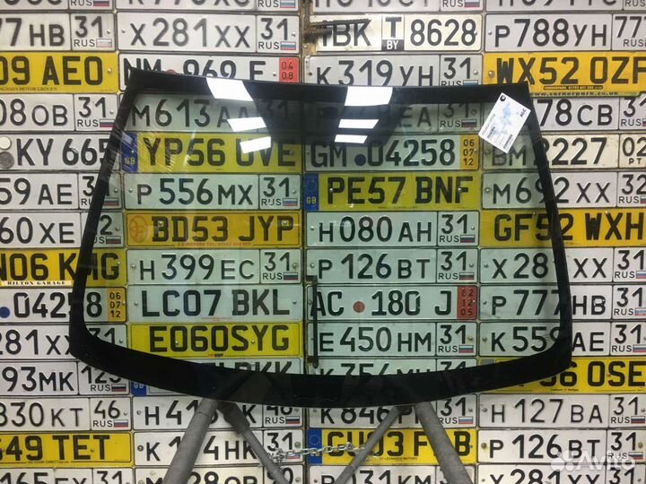 Лобовое стекло для автомобиля Suzuki есть установк