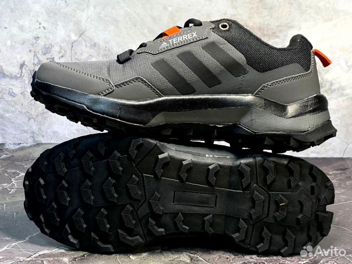 Кроссовки Adidas terrex