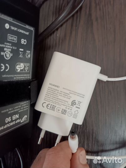 Блок питания для ноутбука