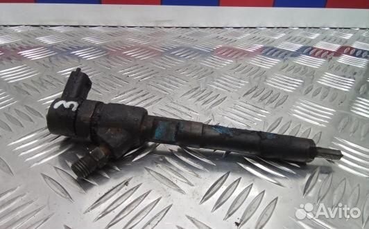 Форсунка дизельная opel astra J (LEA12AL03)