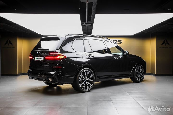 BMW X7 3.0 AT, 2024, 50 км